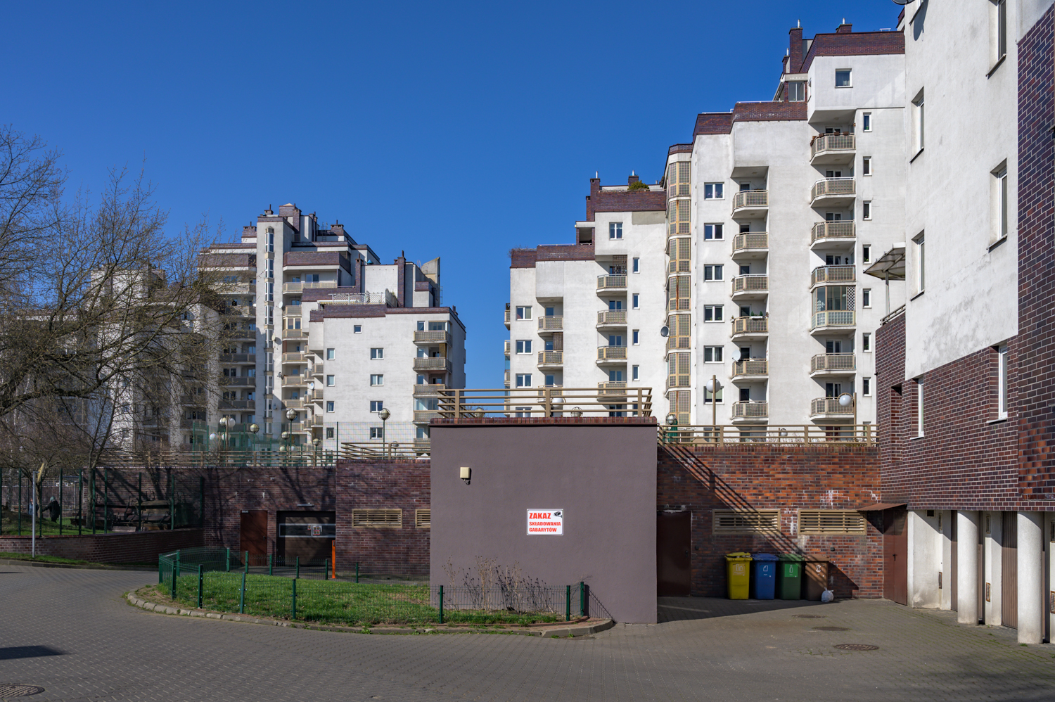 Zdjęcie architektury budynku Osiedle Jantar IV